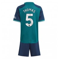 Billiga Arsenal Thomas Partey #5 Barnkläder Tredje fotbollskläder till baby 2023-24 Kortärmad (+ Korta byxor)